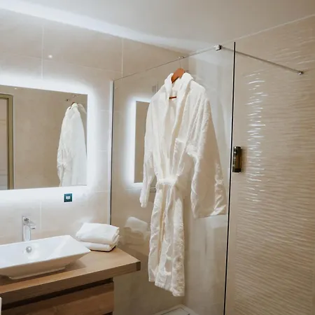 Logis Le Clos Deauville Saint Gatien Extérieur photo