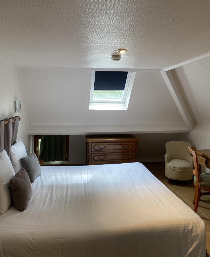 Hotel Logis Le Clos Deauville Gatien Saint-Gâtien-des-Bois
