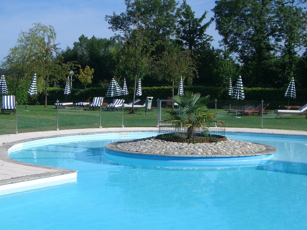 Logis Le Clos Deauville Gatien 3*
