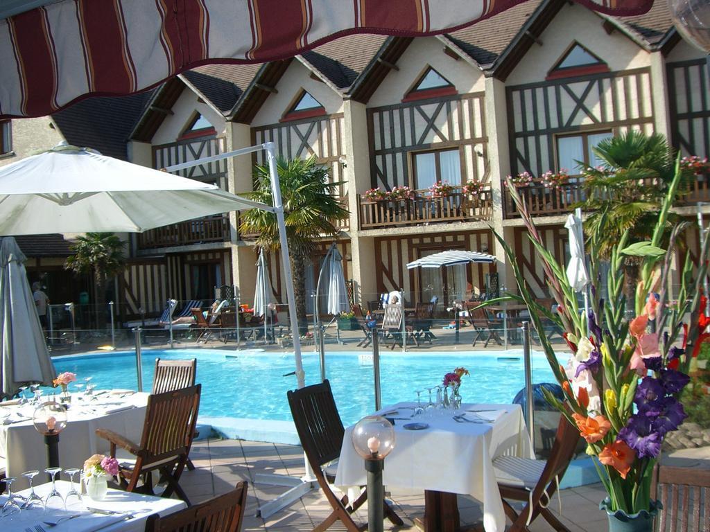 Logis Le Clos Deauville Gatien 3*