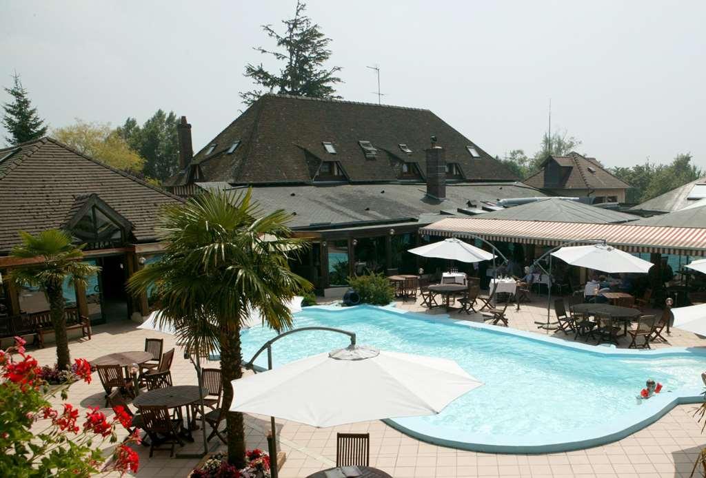 Logis Le Clos Deauville Gatien Hotel 3*