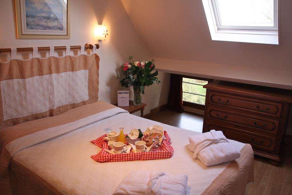 Hotel Logis Le Clos Deauville Gatien
