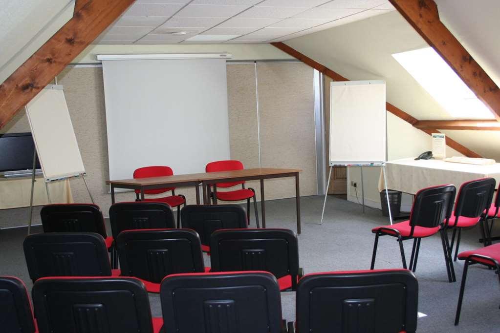 Logis Le Clos Deauville Gatien 3*