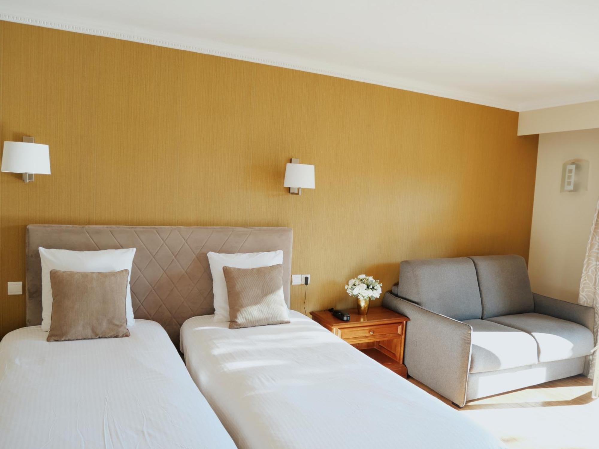 Logis Le Clos Deauville Gatien 3*
