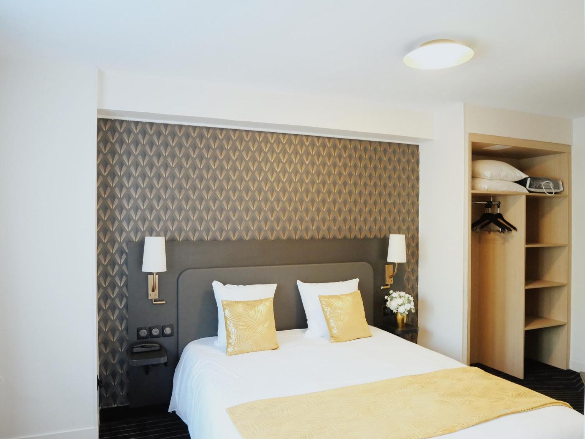 Logis Le Clos Deauville Gatien 3*